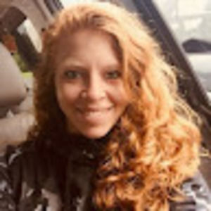 Meet your Posher, Alicia